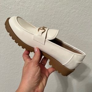 SINCERELY YOURS Loafers White sz 8.5